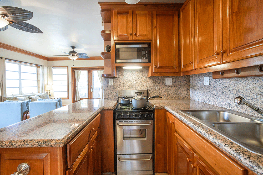 Belizean-Shores-Kitchen-in-suite