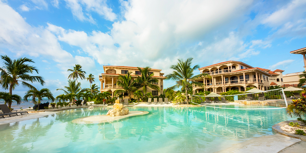 Make the Most of the Pool on Your Family Vacation