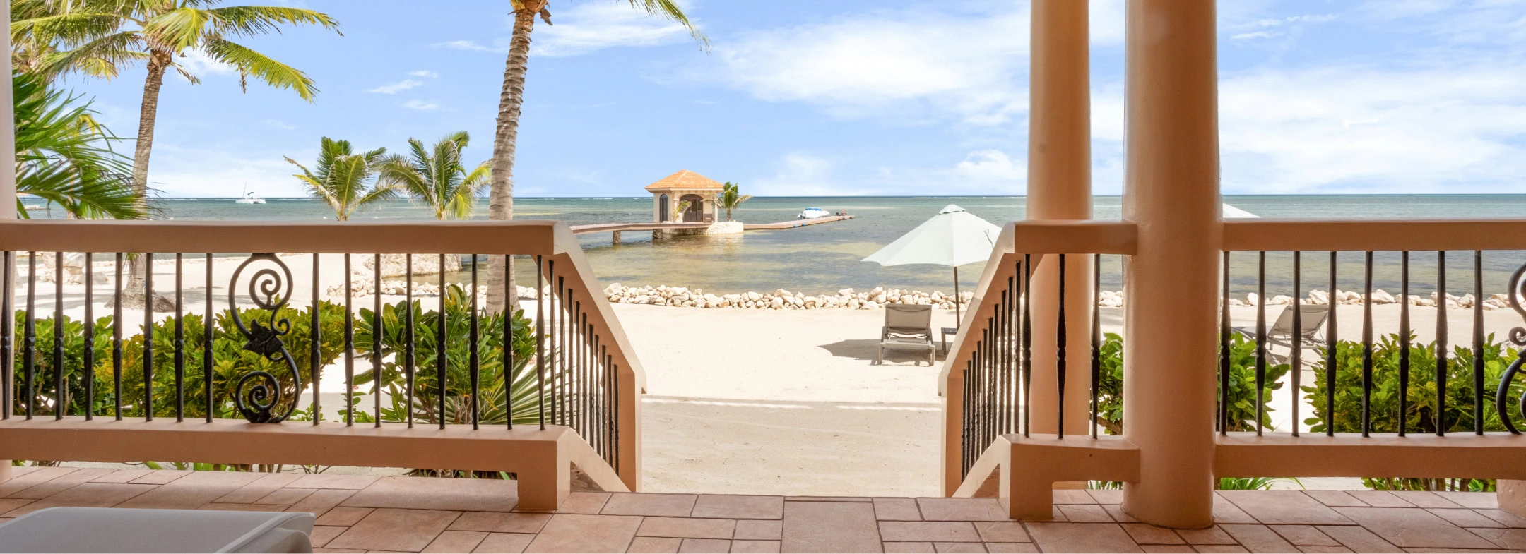 luxury coco beach banner image