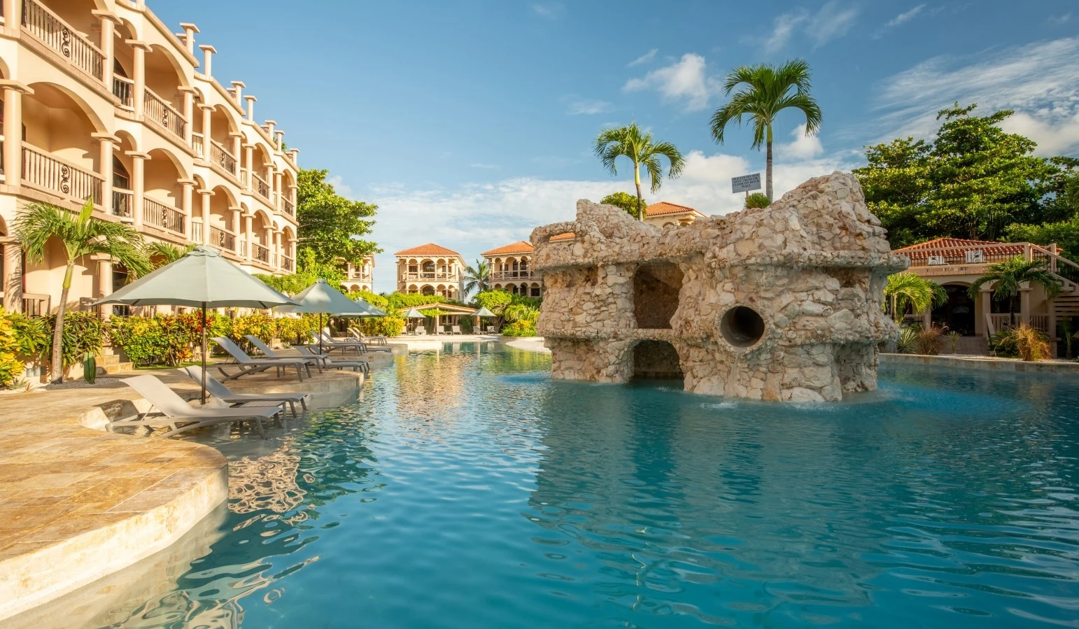 Best Pools On the Island