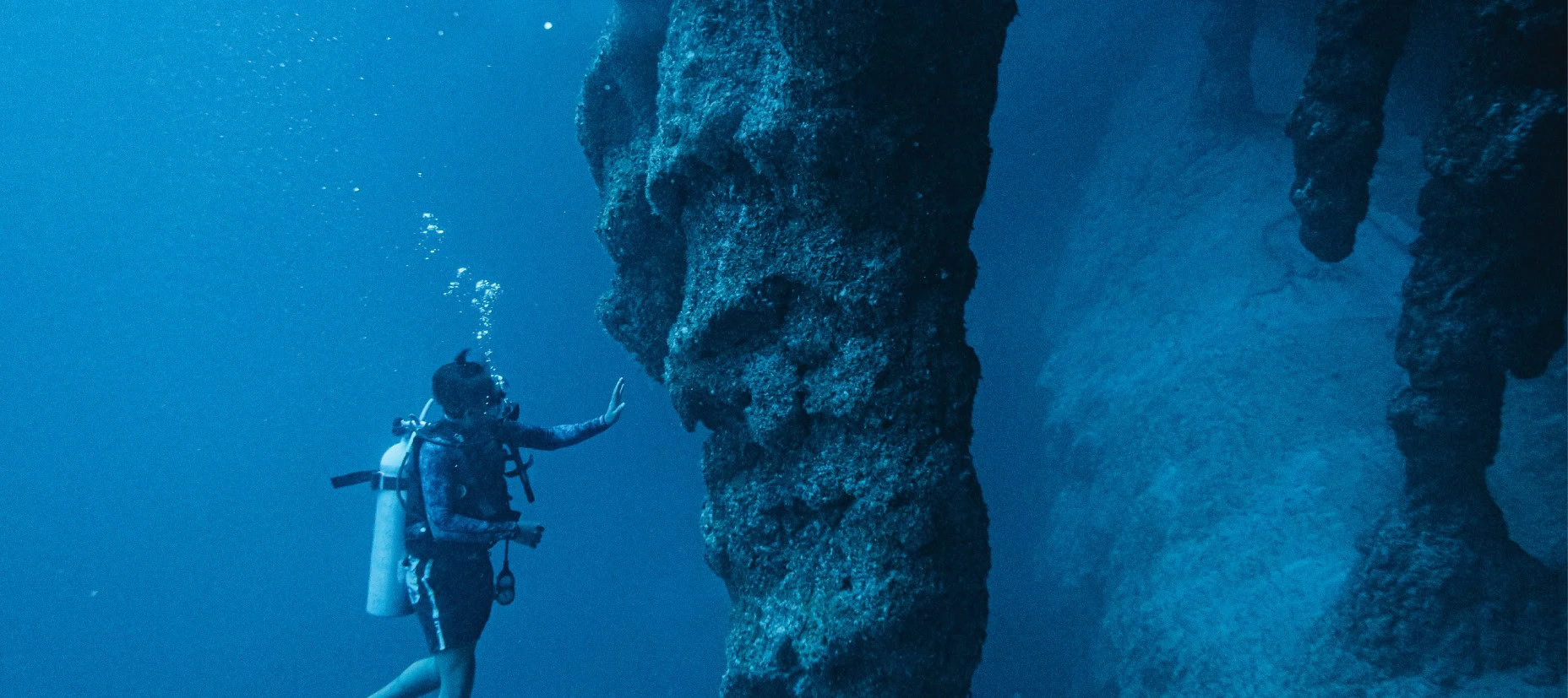 Blue Hole Diving